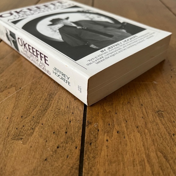 O'Keeffe: The Life of an American Legend by Jeffrey Hogrefe (Paperback) - Picture 3 of 12